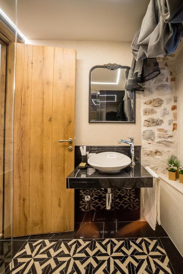 Apartments Hun Котор Экстерьер фото